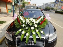 鲜花婚车